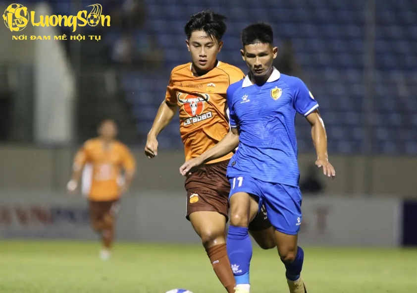 Gia Bảo ghi bàn cho HAGL ở lần đầu tiên đá V-League (Ảnh: HAGL)