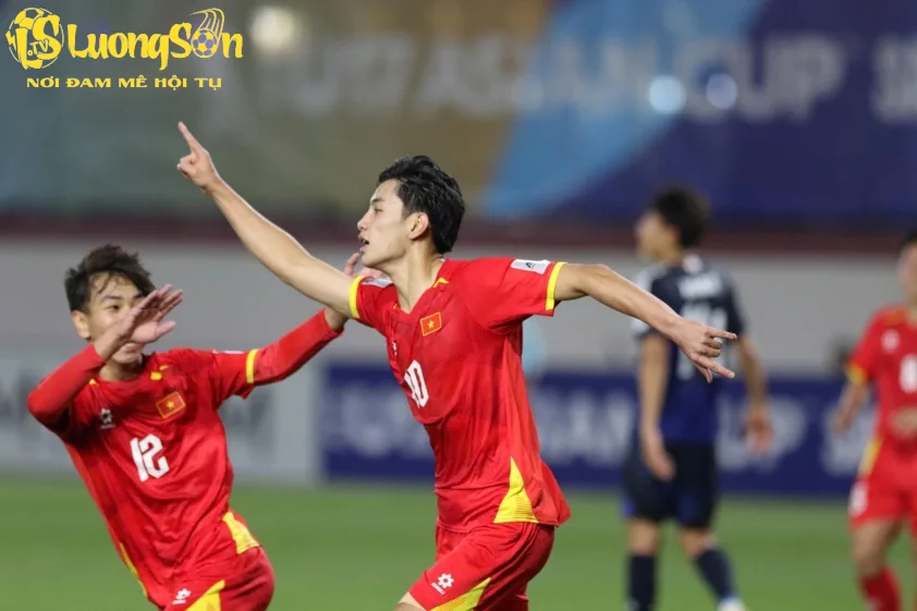Gia Bảo sẽ được tạo điều kiện thi đấu ở V-League (Ảnh: VFF)